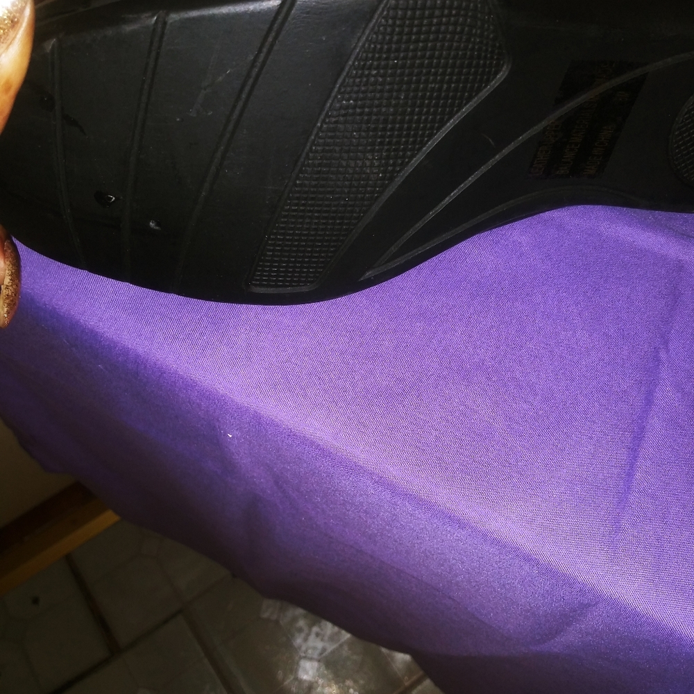 Shoes - Picture 3 of 4